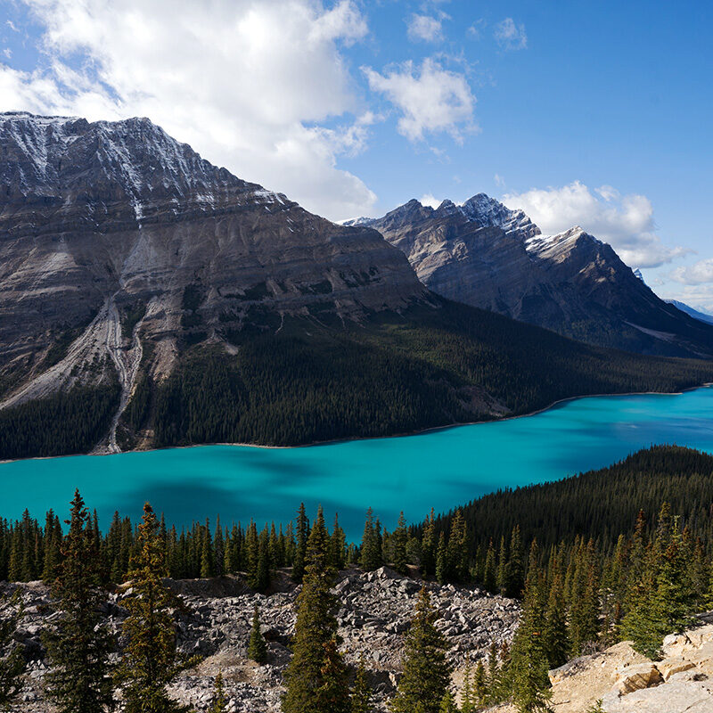 Turquoise alpine lake that you must see during your Banff and Jasper itinerary
