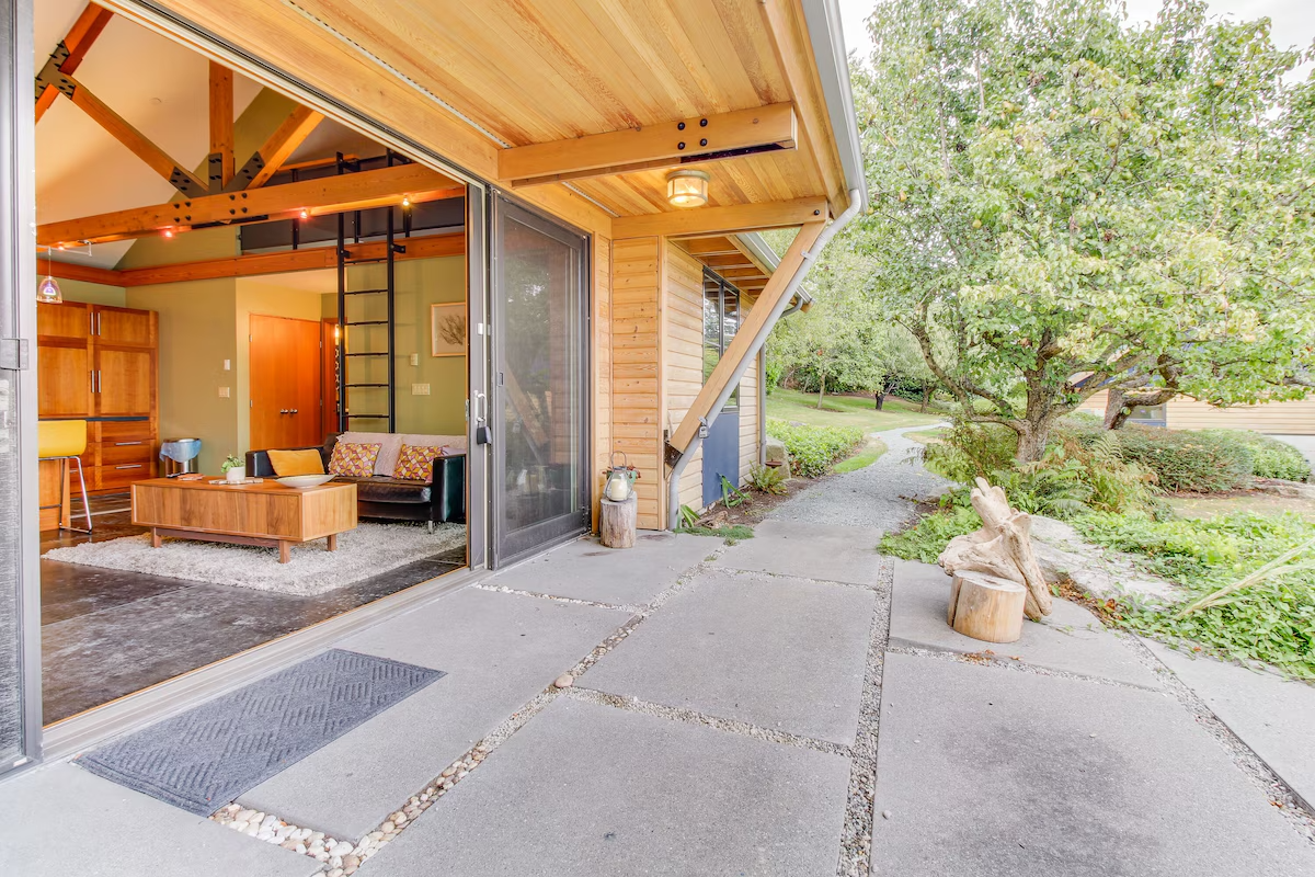 Back porch to cozy cabin in Anacortes