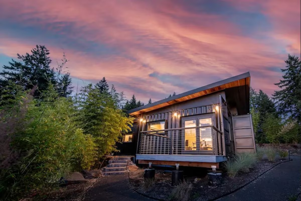 The exterior of the Luxe Container Getaway in Oregon City, one of the best glamping destinations in Oregon wine country