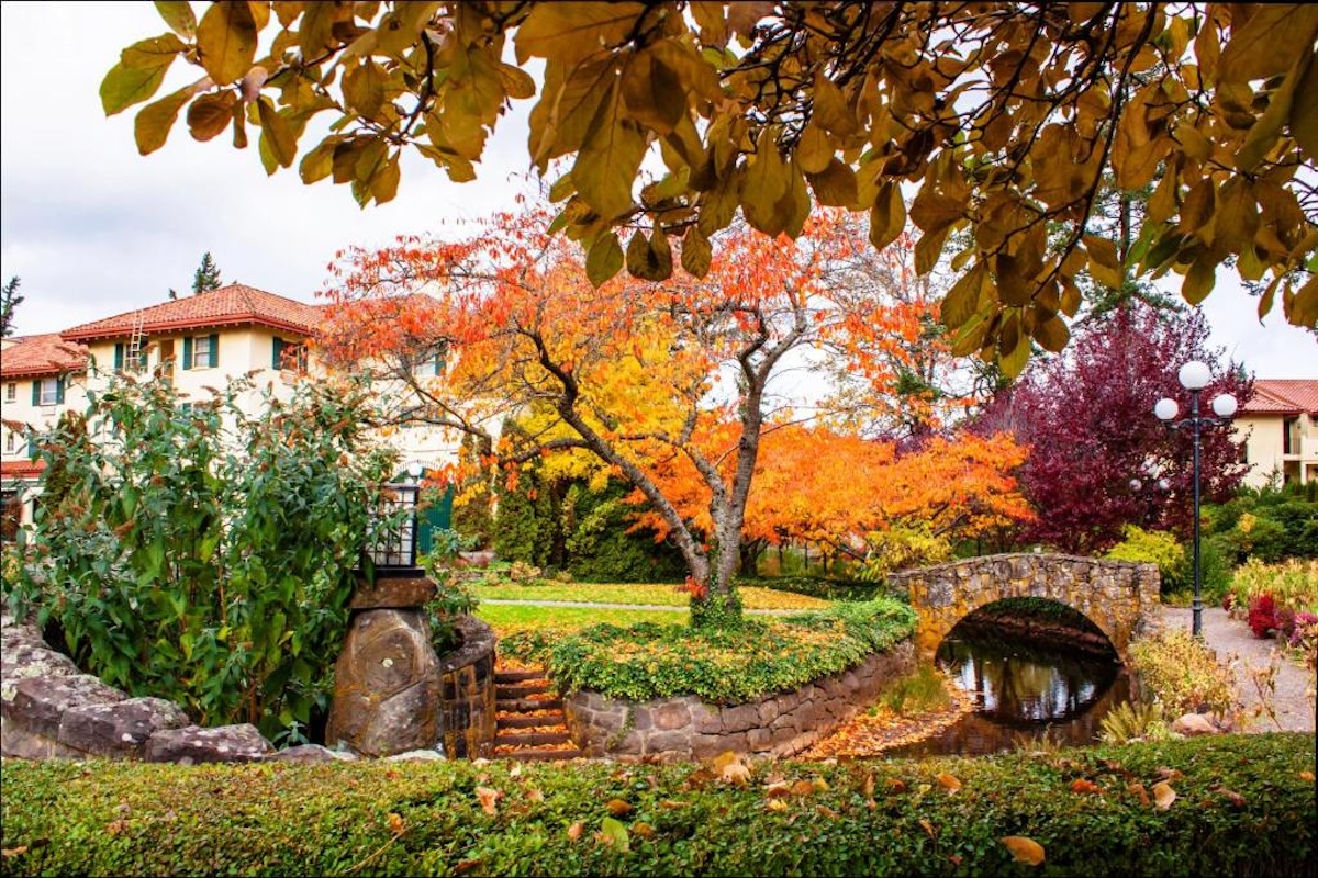 View of the gardens during fall at the Columbia Gorge Hotel and Spa