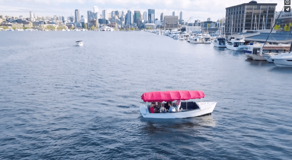 electric boats, one of the best water activities in Seattle