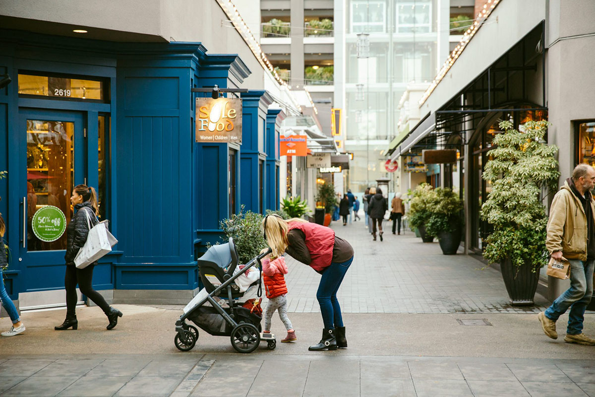 woman and her kid at U-Village