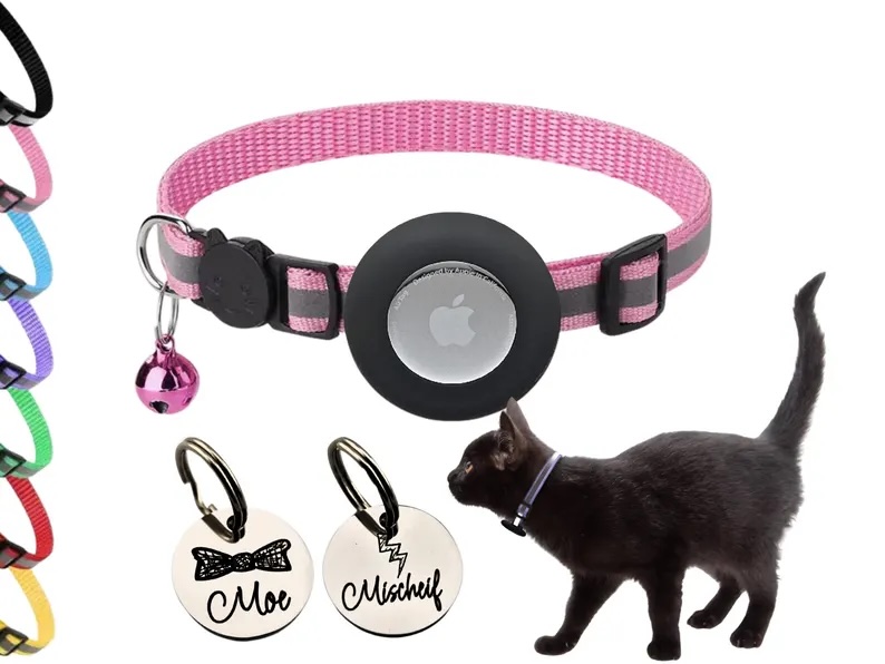 A pink cat collar with an Airtag built in